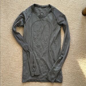 Lululemon Striped Long Sleeve Swiftly